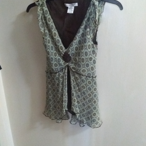 Nine West floral print shirt - Picture 4 of 6